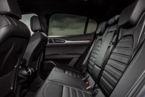 Alfa Romeo Stelvio Veloce 2020 года  (UK)